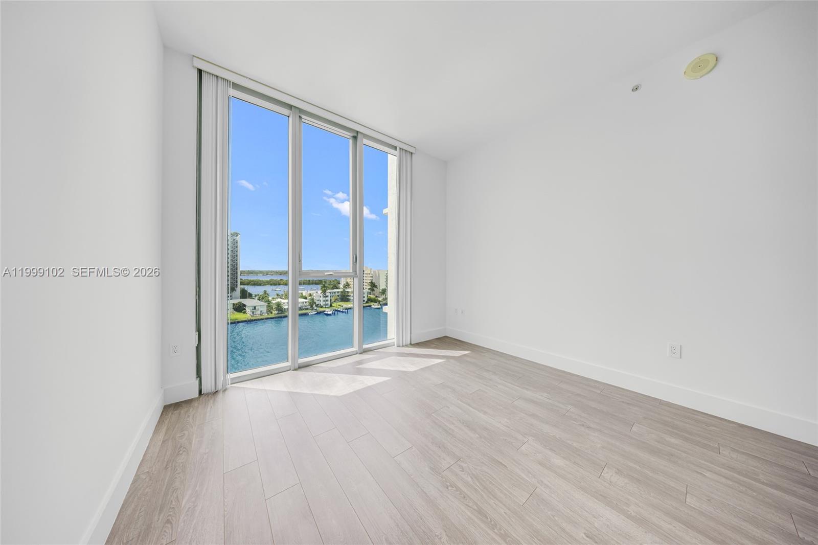 ELOQUENCE ON THE BAY COND - Residential Lease