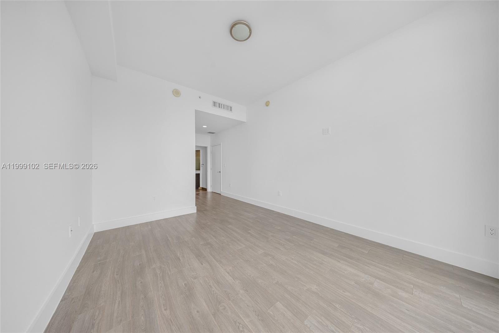ELOQUENCE ON THE BAY COND - Residential Lease