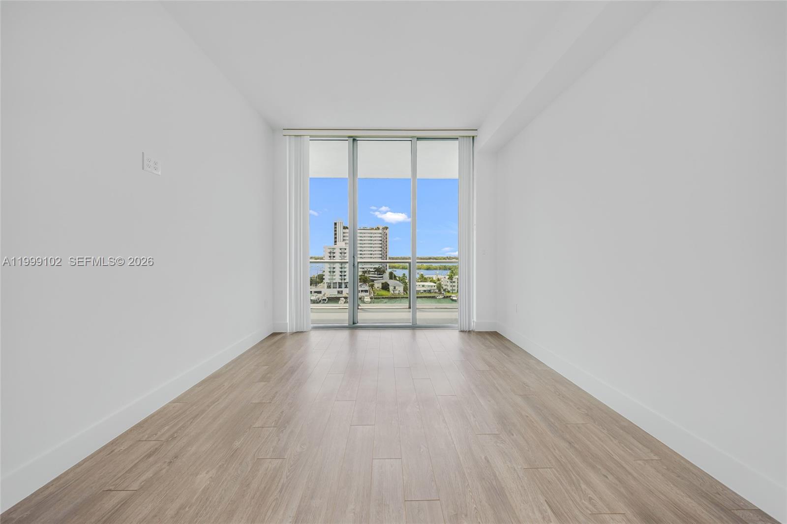 ELOQUENCE ON THE BAY COND - Residential Lease