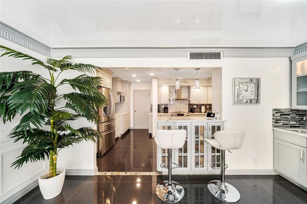 Photo of 4020 Galt Ocean Dr #1406, Fort Lauderdale, FL 33308 (MLS # A11979050)