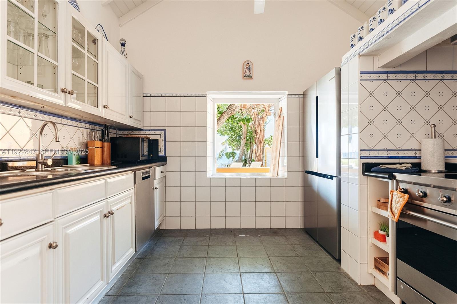 Sirena Bay Estates - Residential