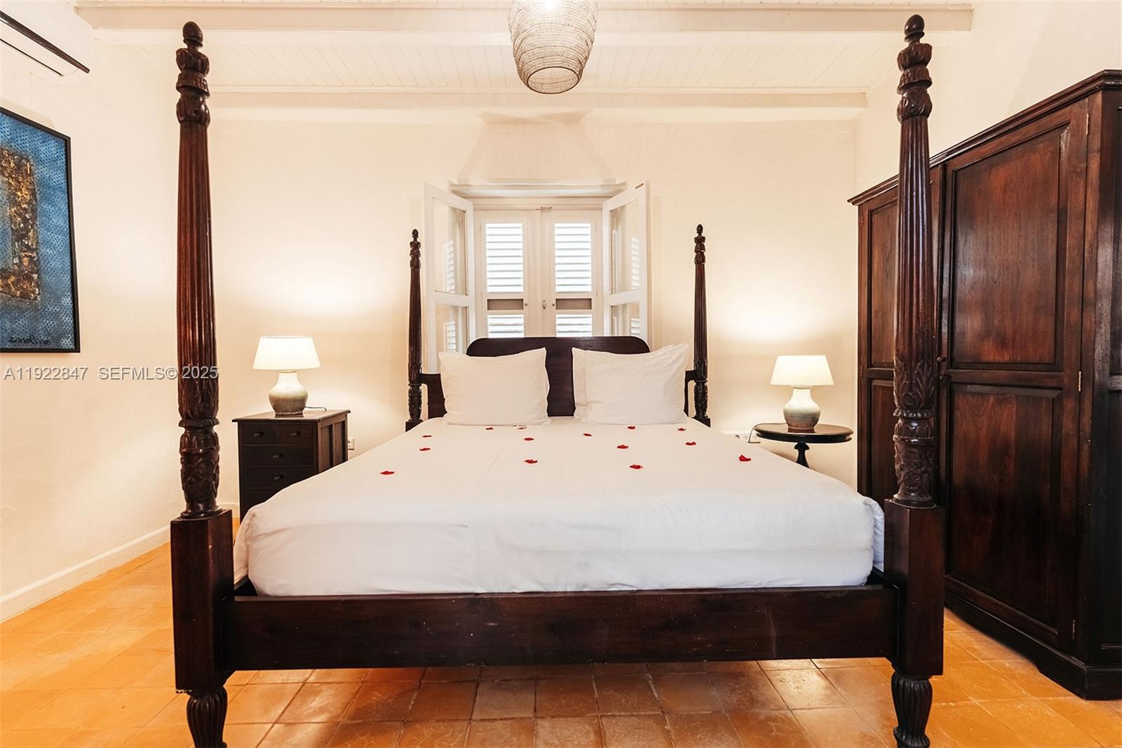 Sirena Bay Estates - Residential