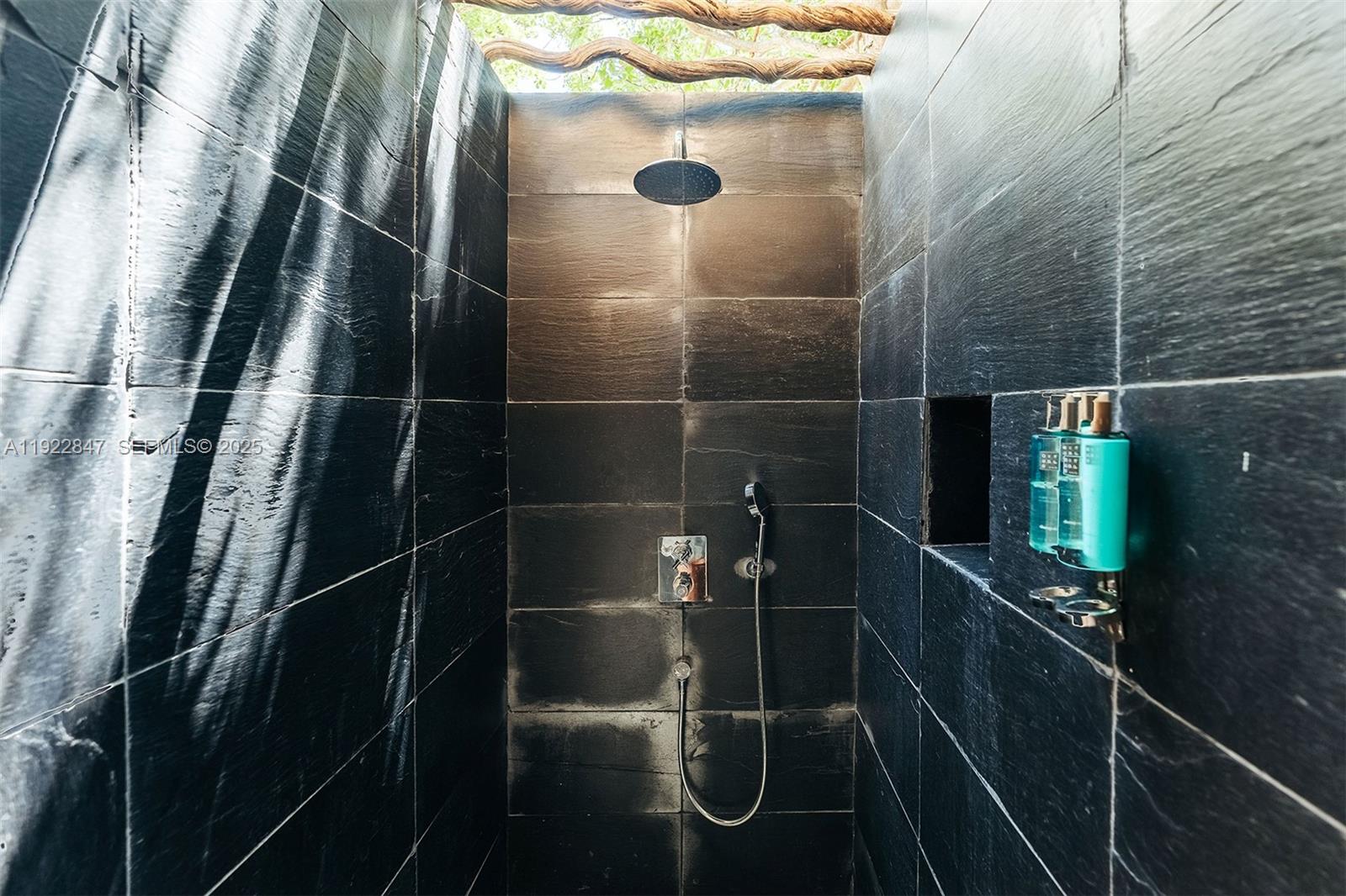 Sirena Bay Estates - Residential