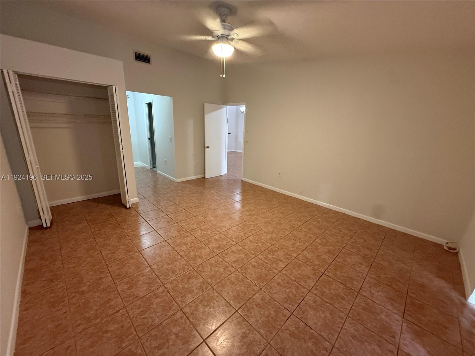 TAMERLANE - Residential Lease