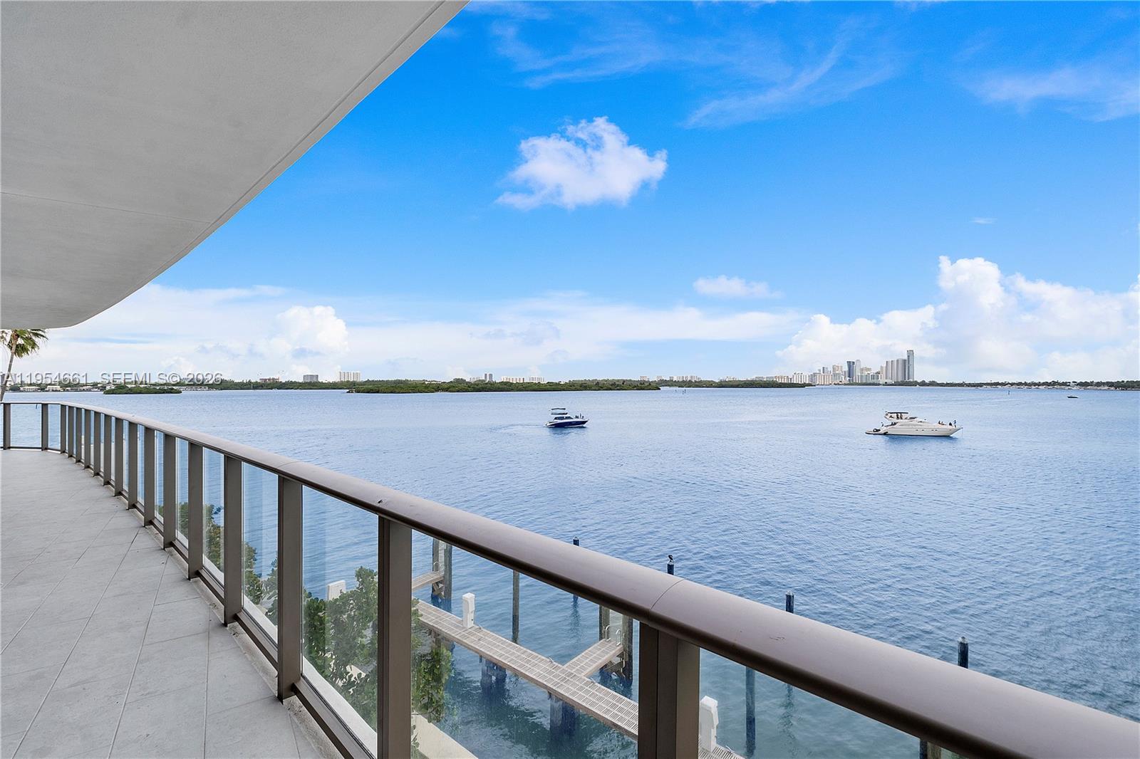 Onda Residences - Residential