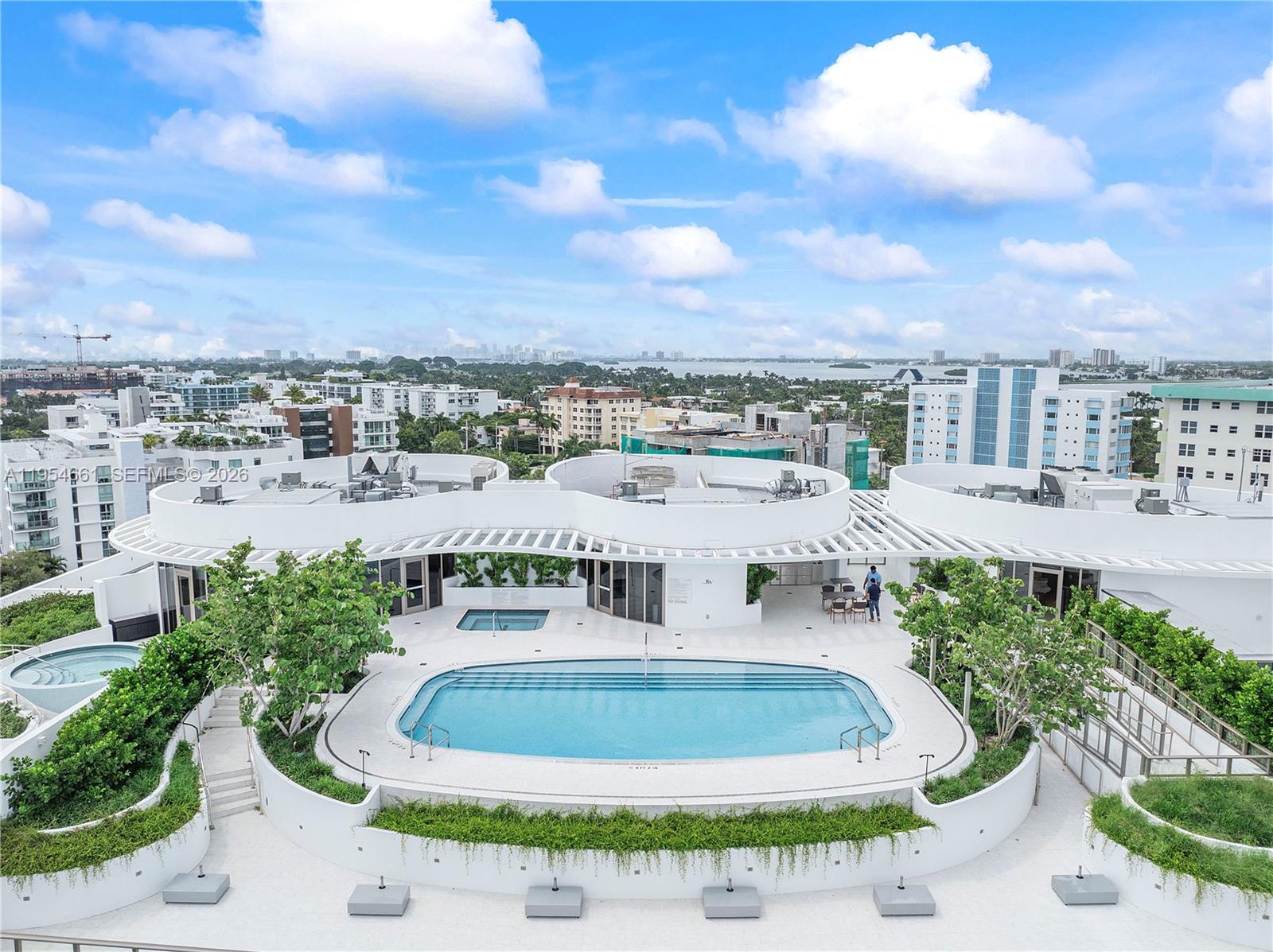 Onda Residences - Residential