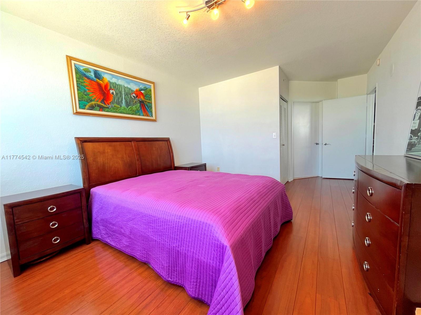 BAYVIEW CONDO AT NORTH BA - Residential