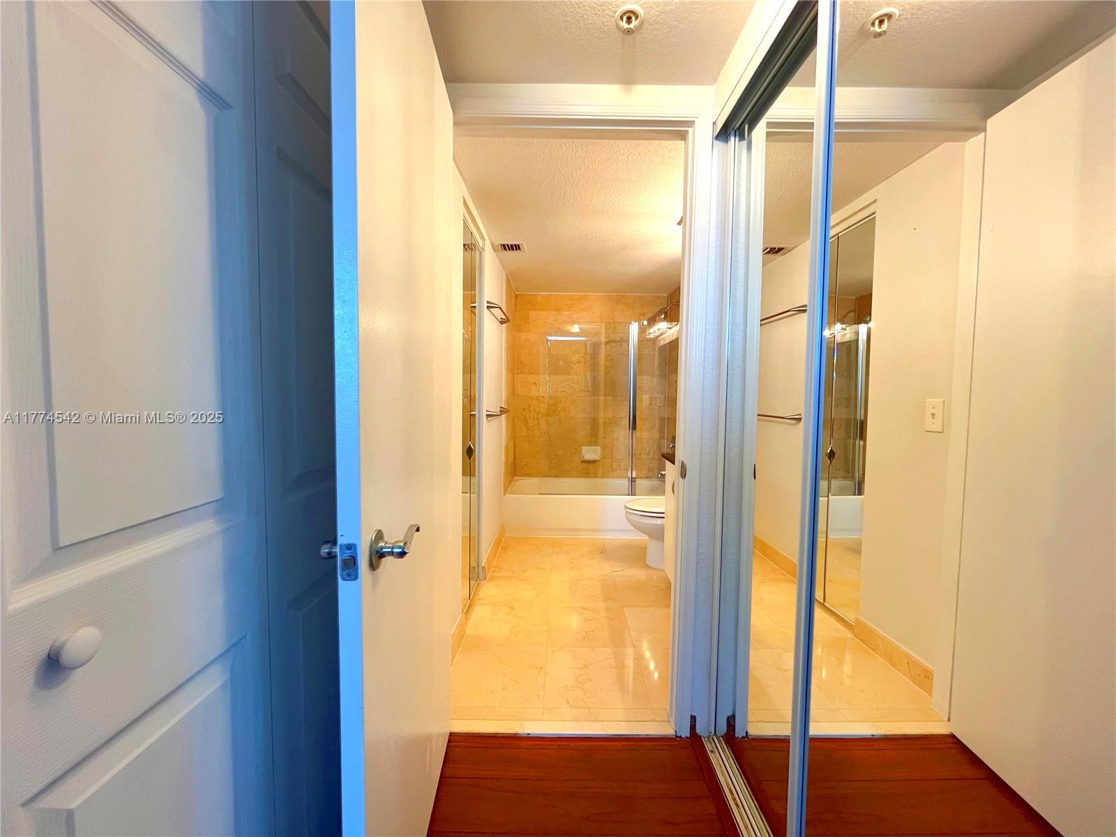 BAYVIEW CONDO AT NORTH BA - Residential