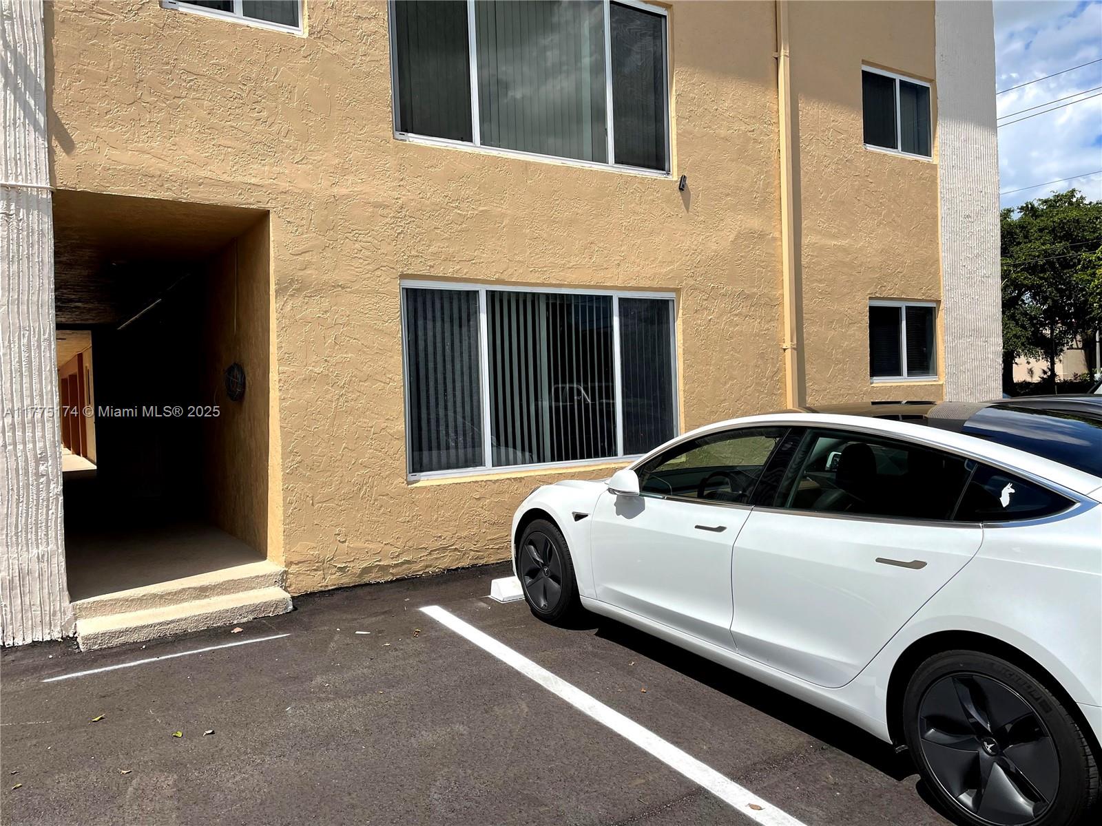 SUZANNE PLAZA CONDO - Residential Lease