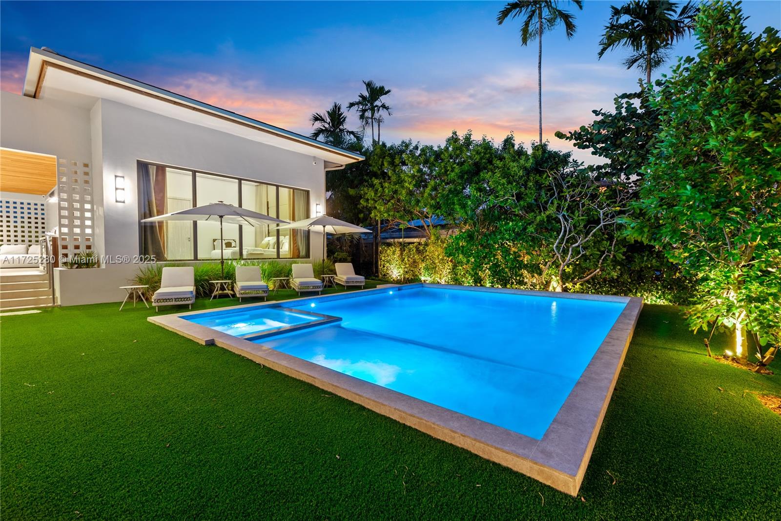 DAVIS HARBOR - Residential