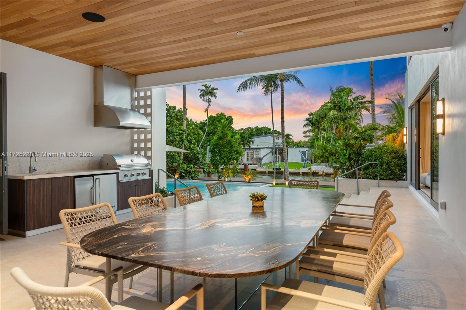 DAVIS HARBOR - Residential
