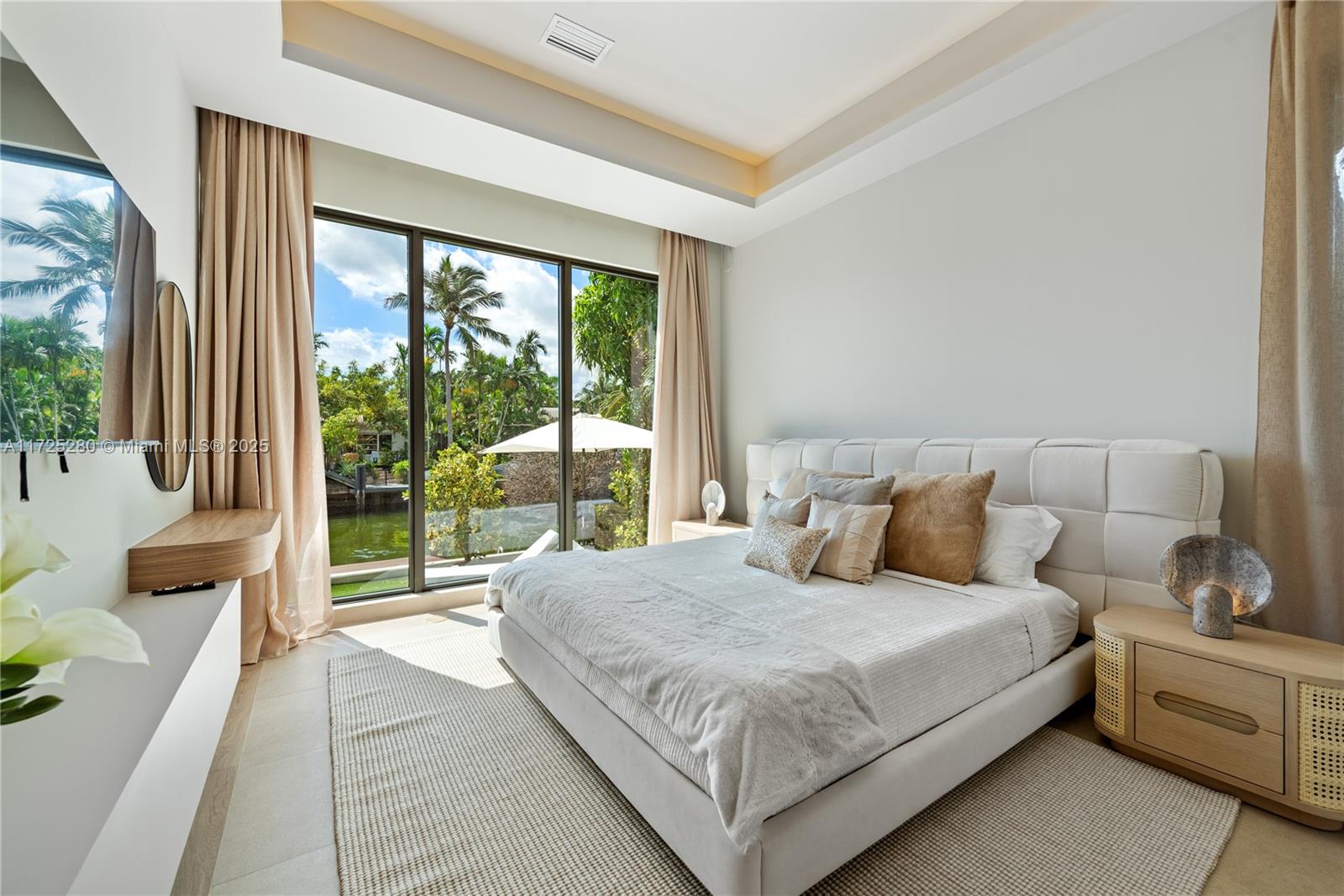 DAVIS HARBOR - Residential