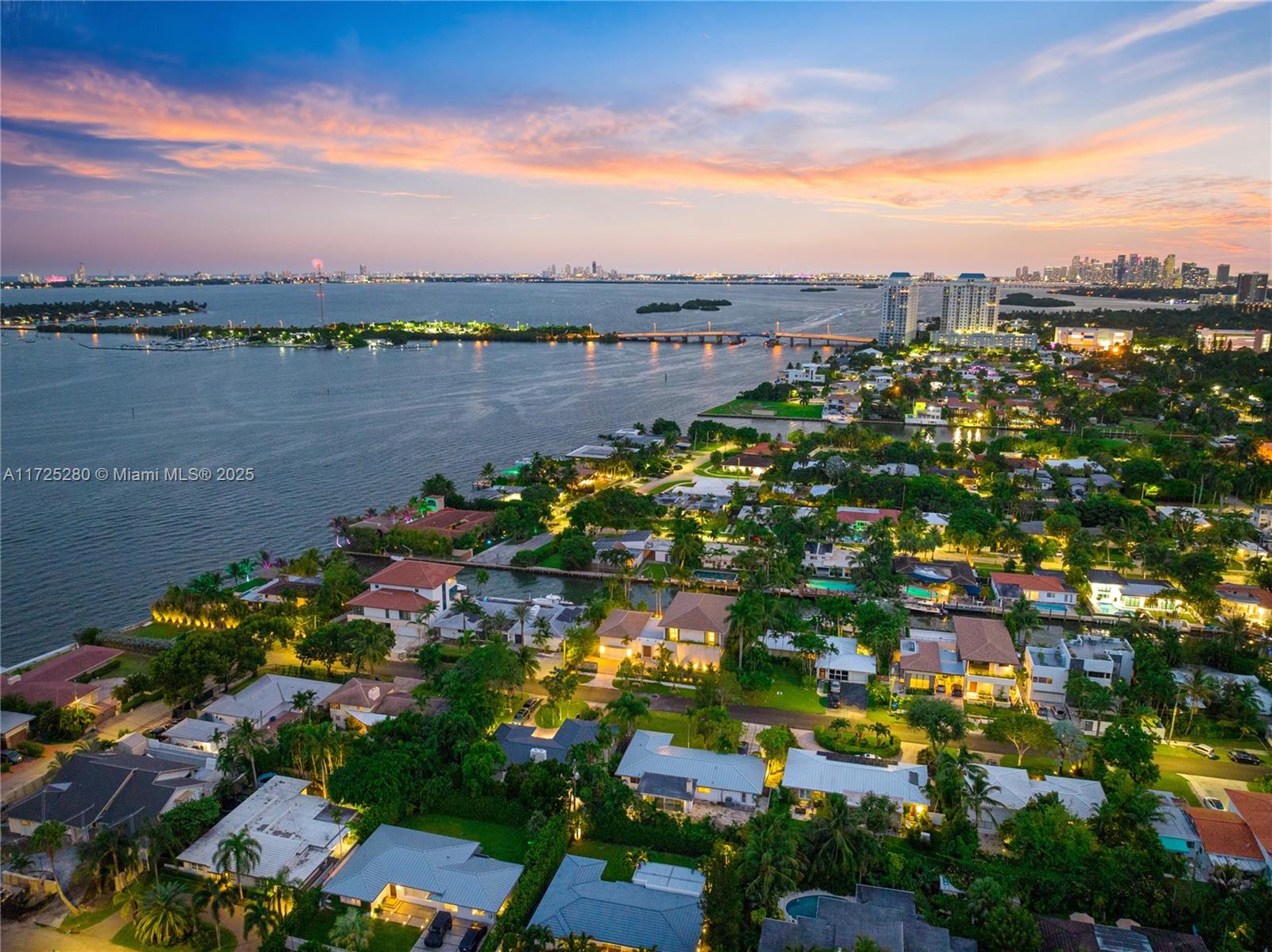 DAVIS HARBOR - Residential