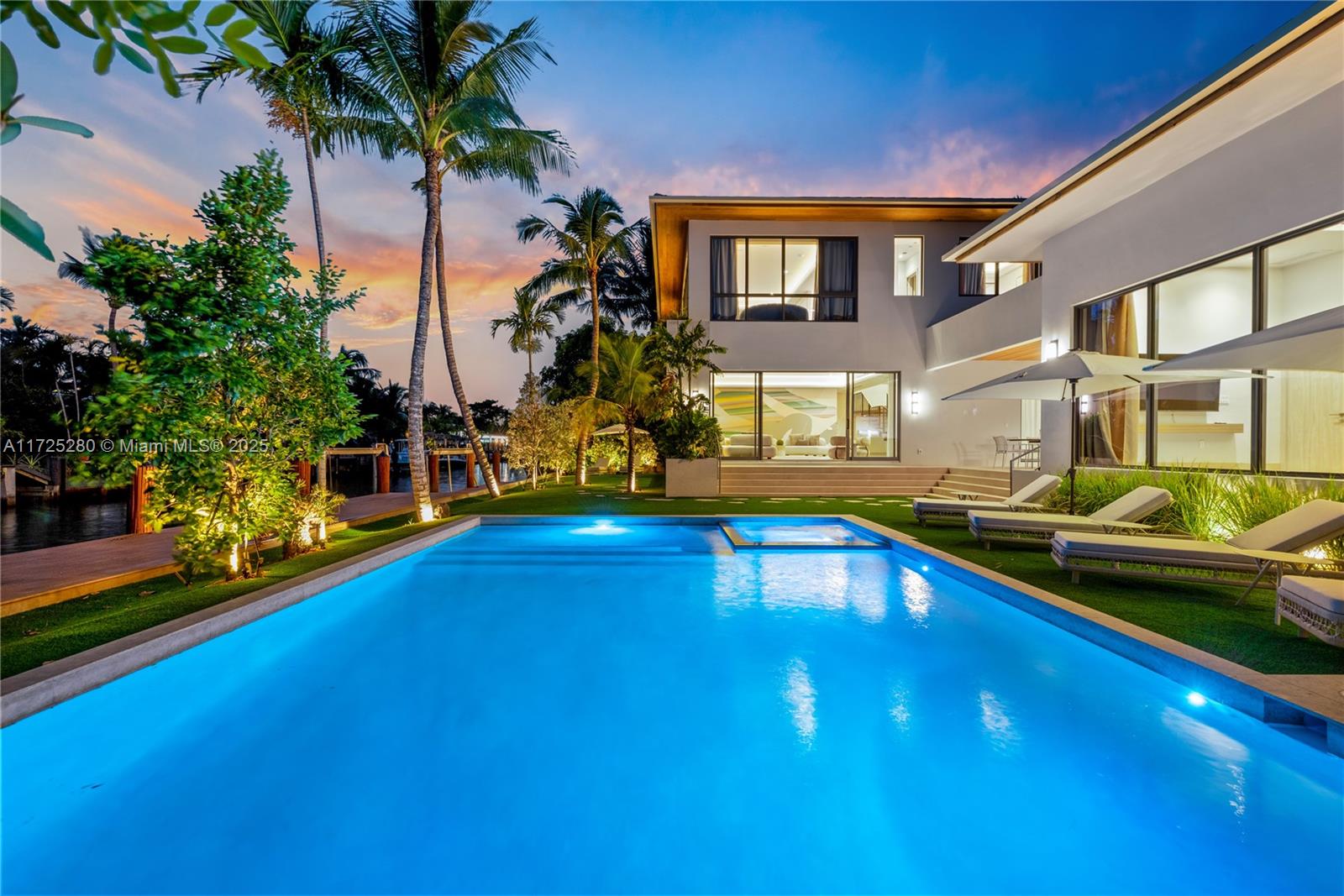 DAVIS HARBOR - Residential
