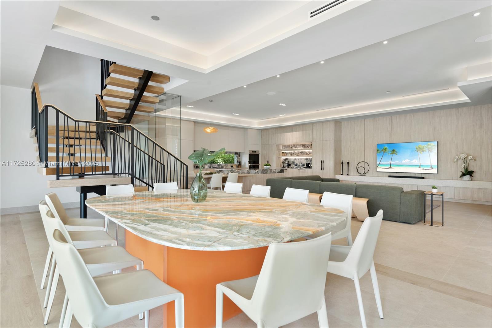 DAVIS HARBOR - Residential