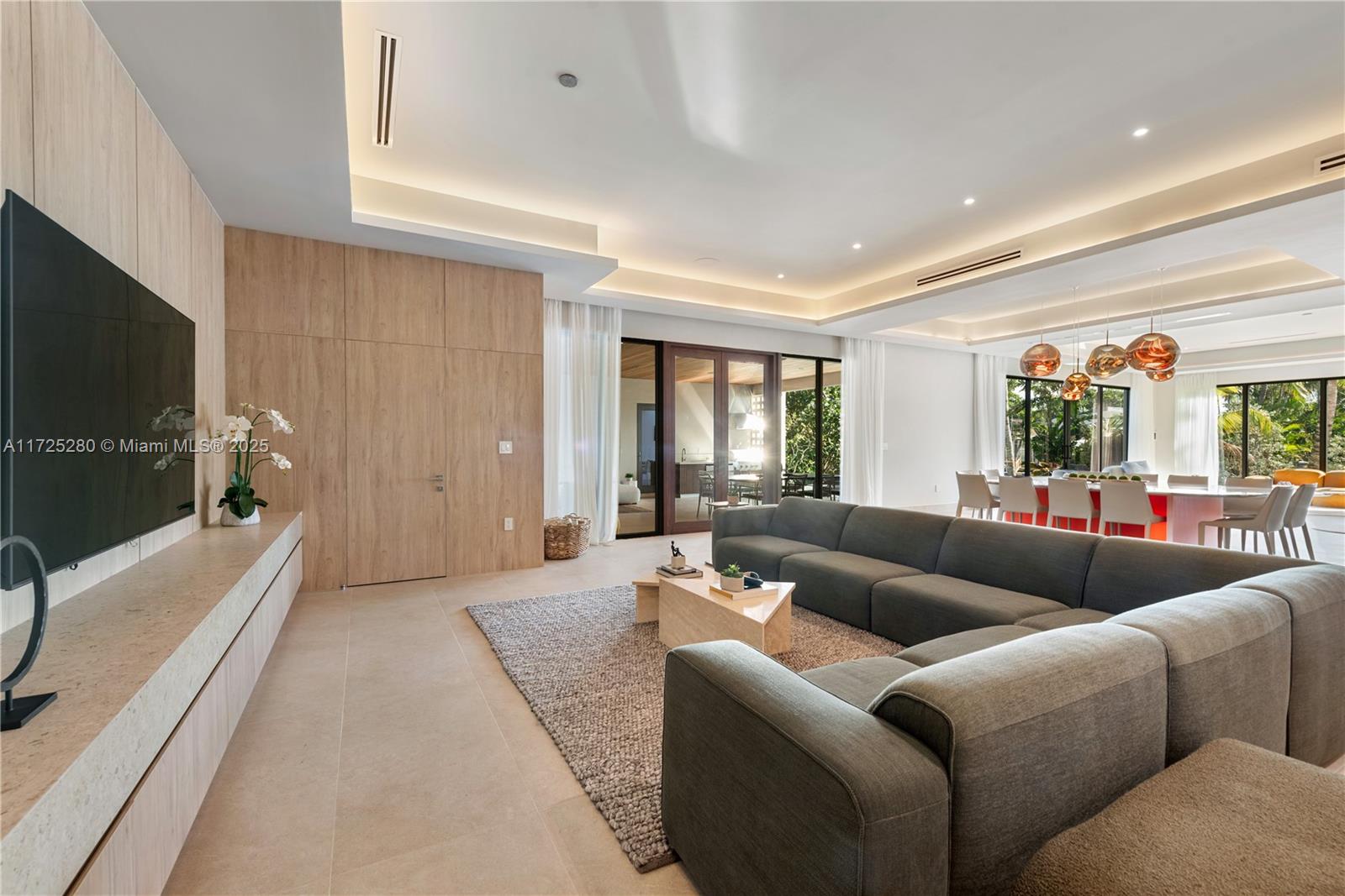 DAVIS HARBOR - Residential