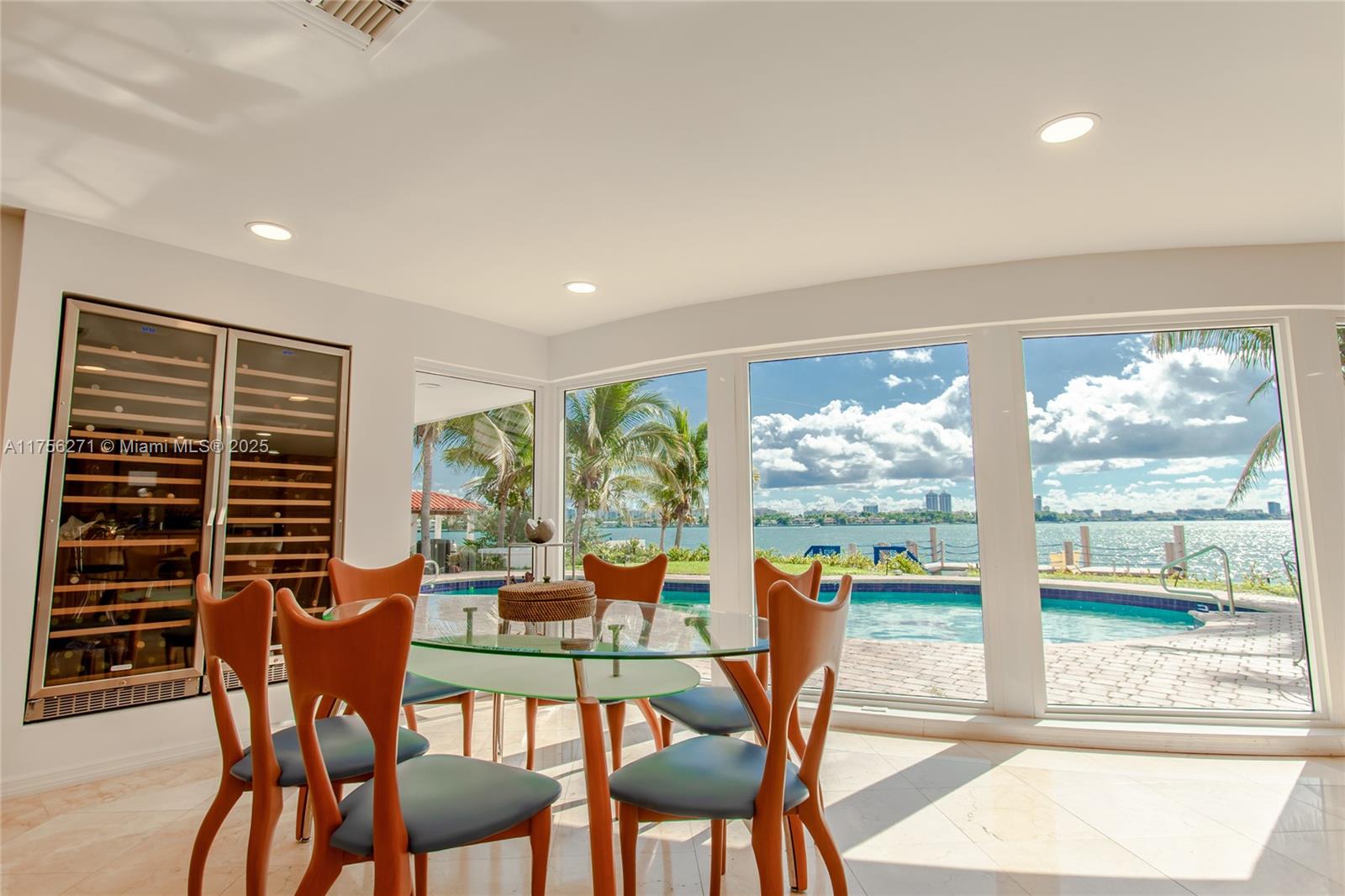 ISLE OF NORMANDY MIAMI VI - Residential