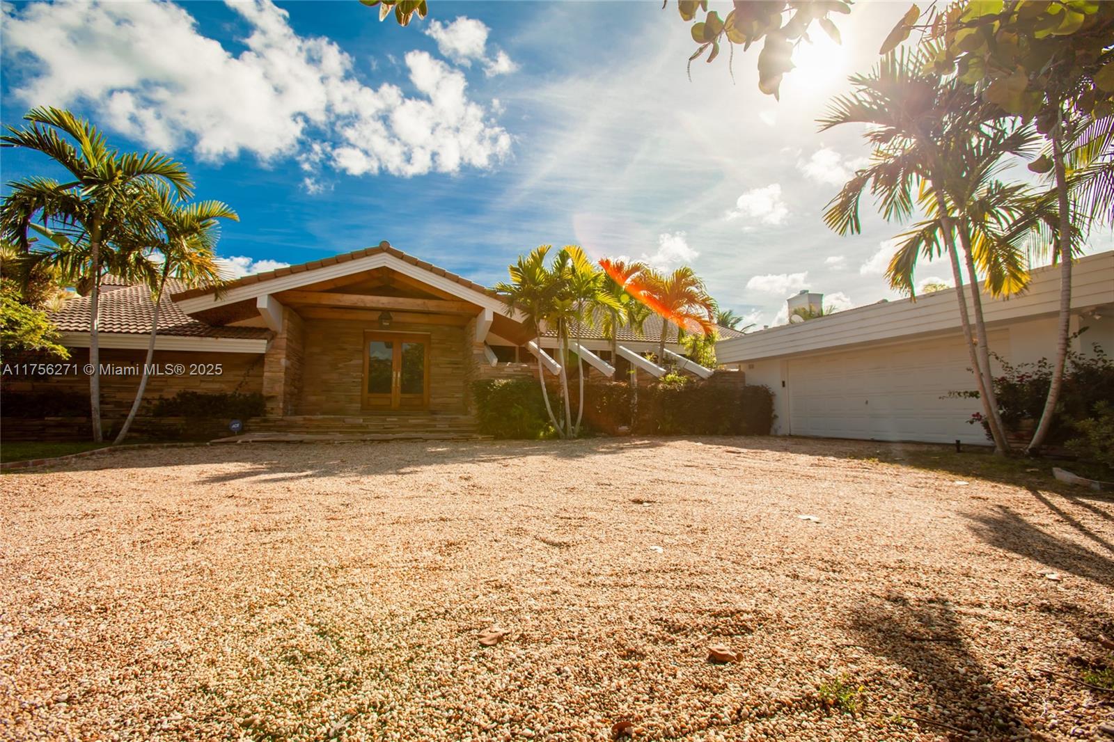 ISLE OF NORMANDY MIAMI VI - Residential