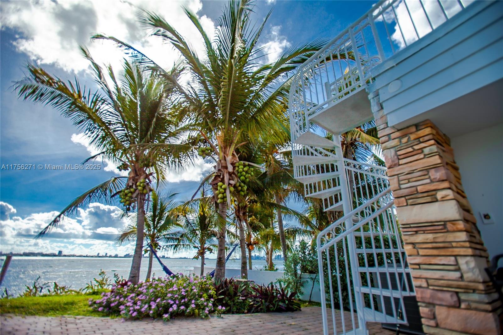 ISLE OF NORMANDY MIAMI VI - Residential