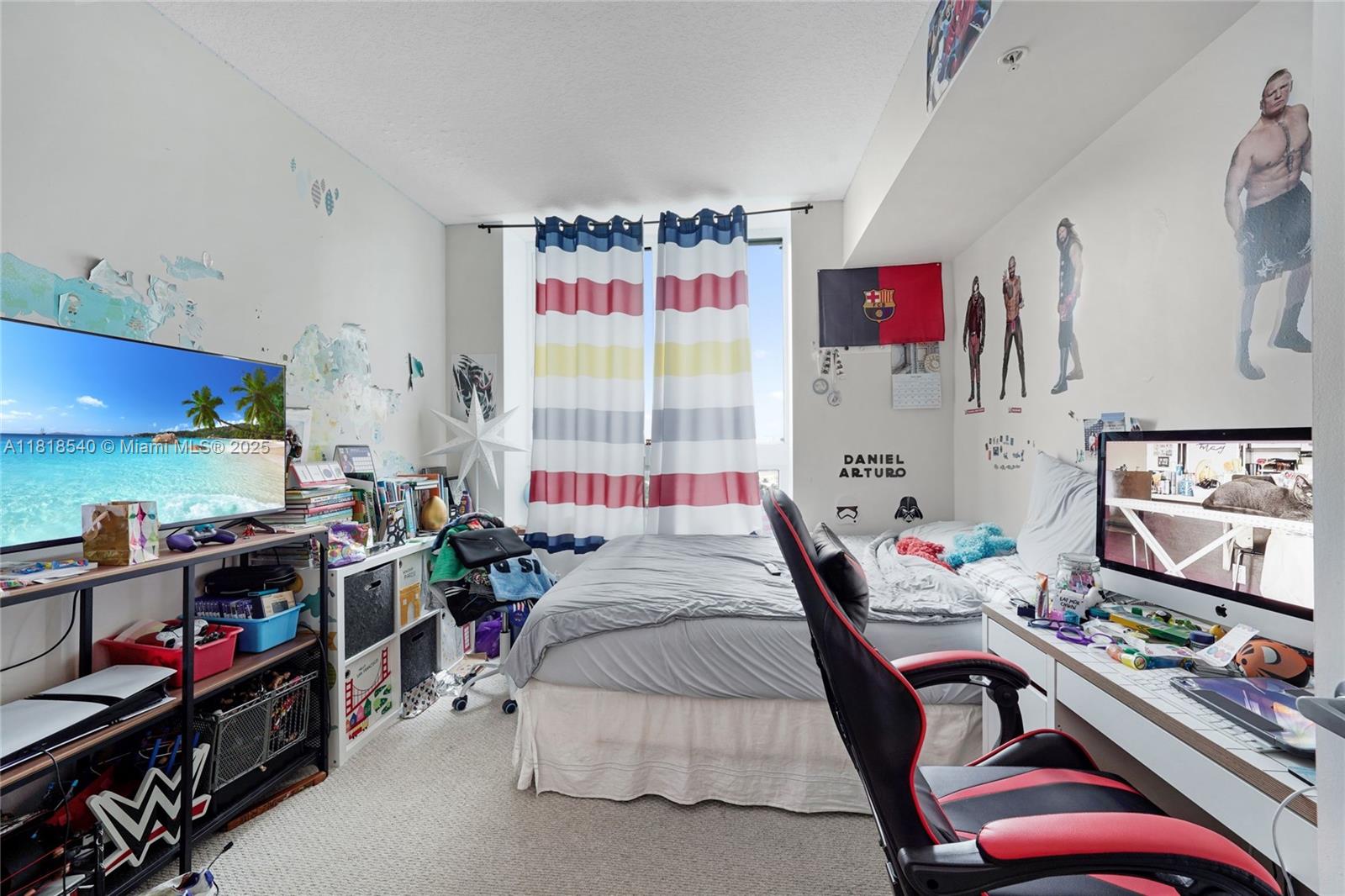 QUANTUM ON THE BAY CONDO - Residential