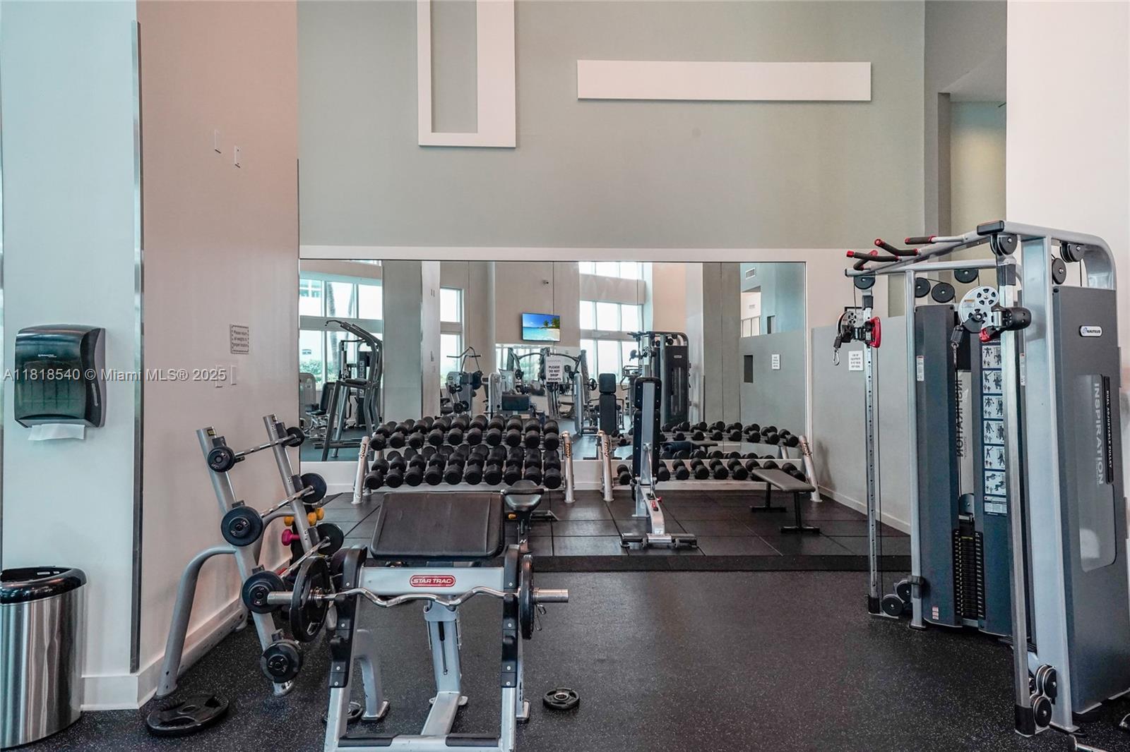 QUANTUM ON THE BAY CONDO - Residential