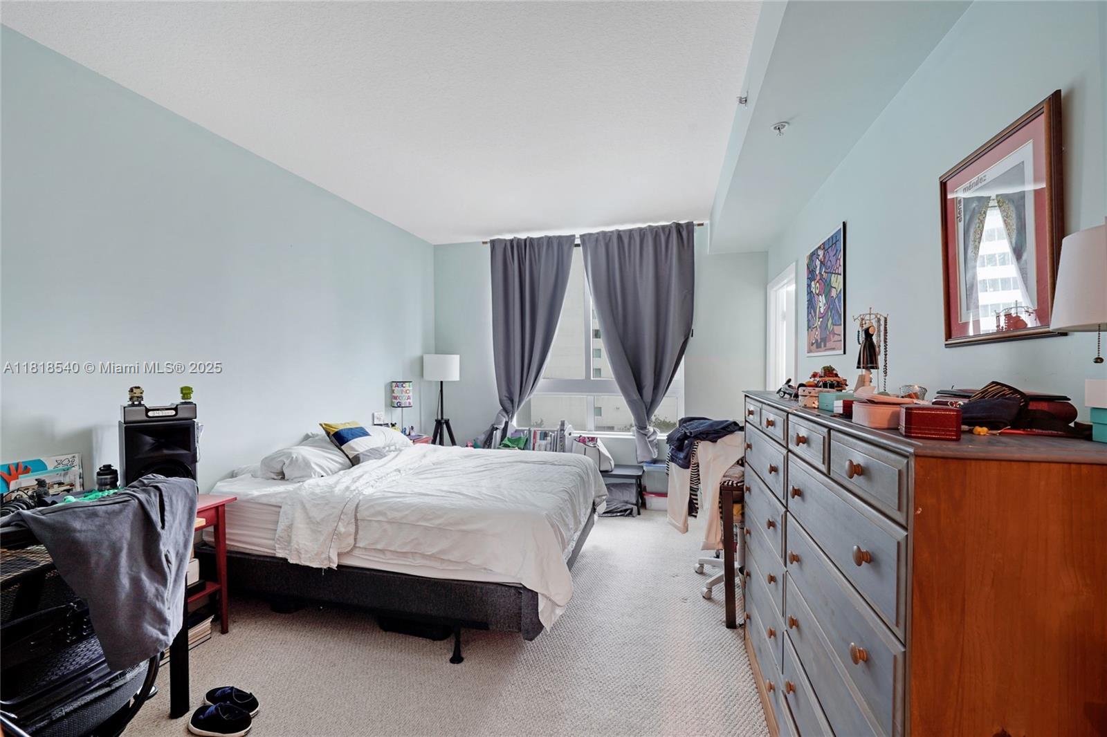 QUANTUM ON THE BAY CONDO - Residential