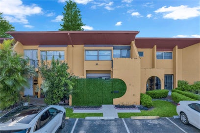 13775 SW 84th St C Miami FL 33183