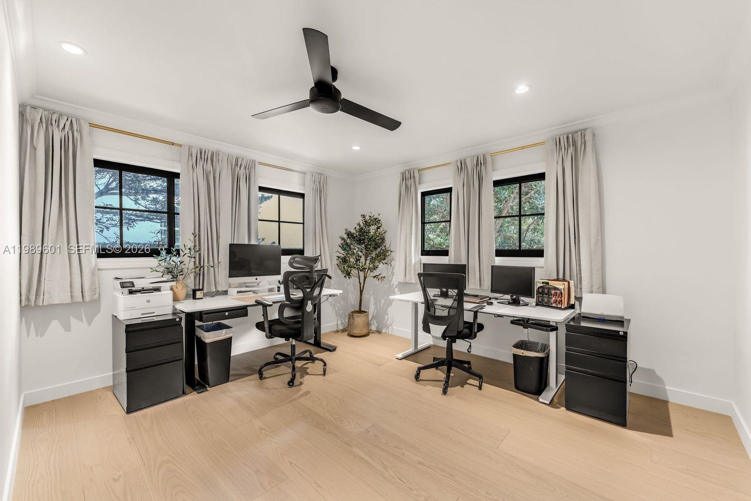 CORAL GABLES SEC E - Residential