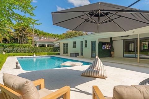 Townhomes and Villas with Garages For Sale in Miami-Dade County, FL 10 1415 Sorolla Ave Coral Gables FL 33134