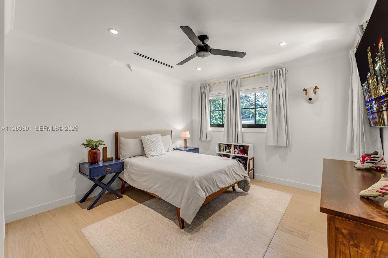 CORAL GABLES SEC E - Residential