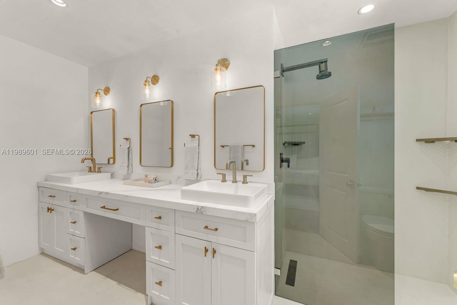 CORAL GABLES SEC E - Residential