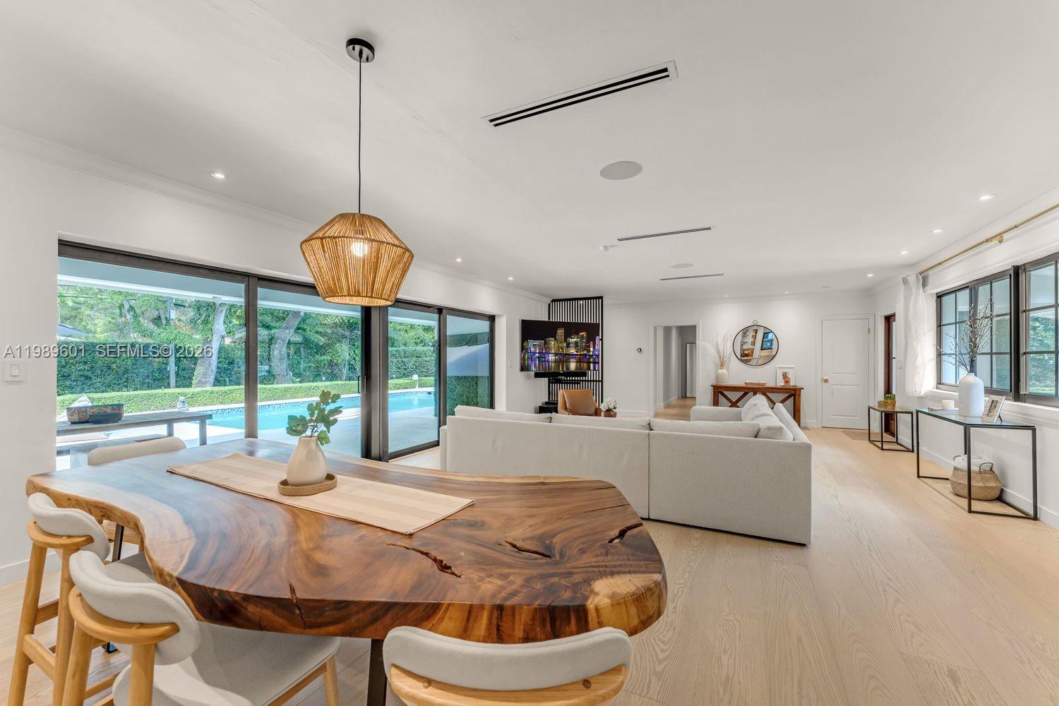 CORAL GABLES SEC E - Residential