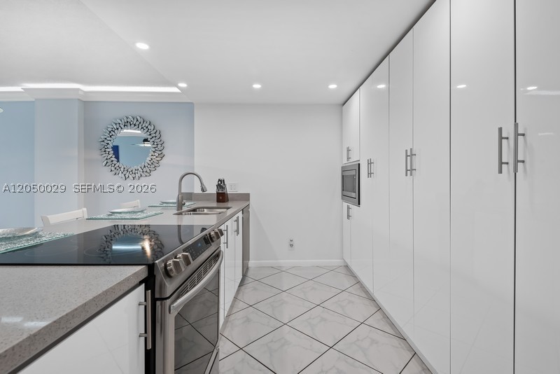 3800 S Ocean Dr 410
