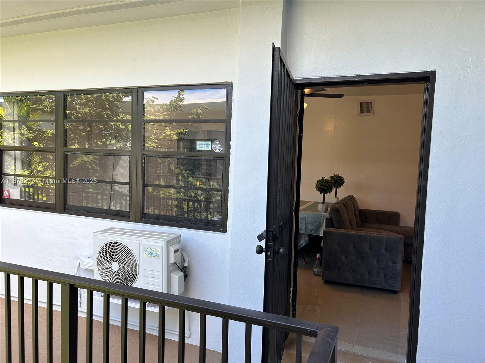 TUDOR HOUSE CONDO - Residential