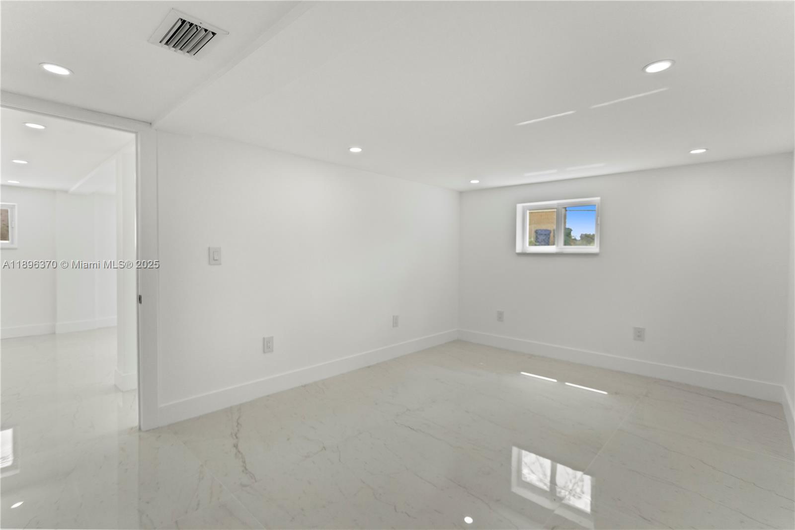 NORWOOD 2ND ADDN - Residential