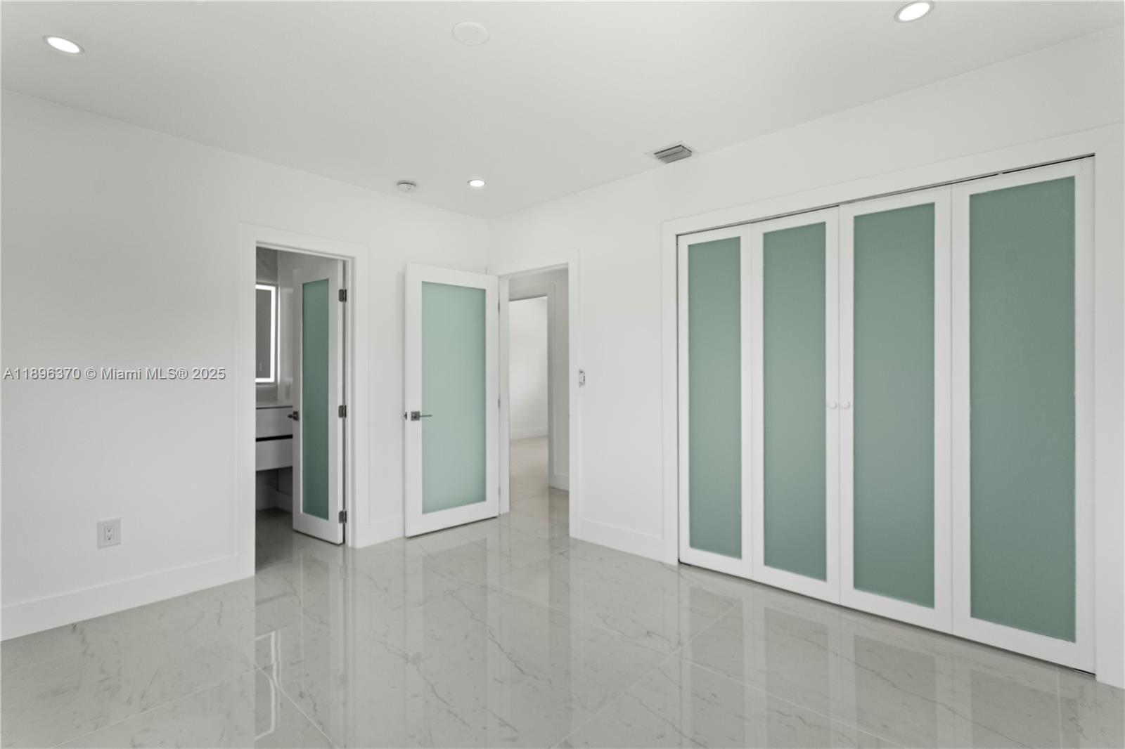 NORWOOD 2ND ADDN - Residential