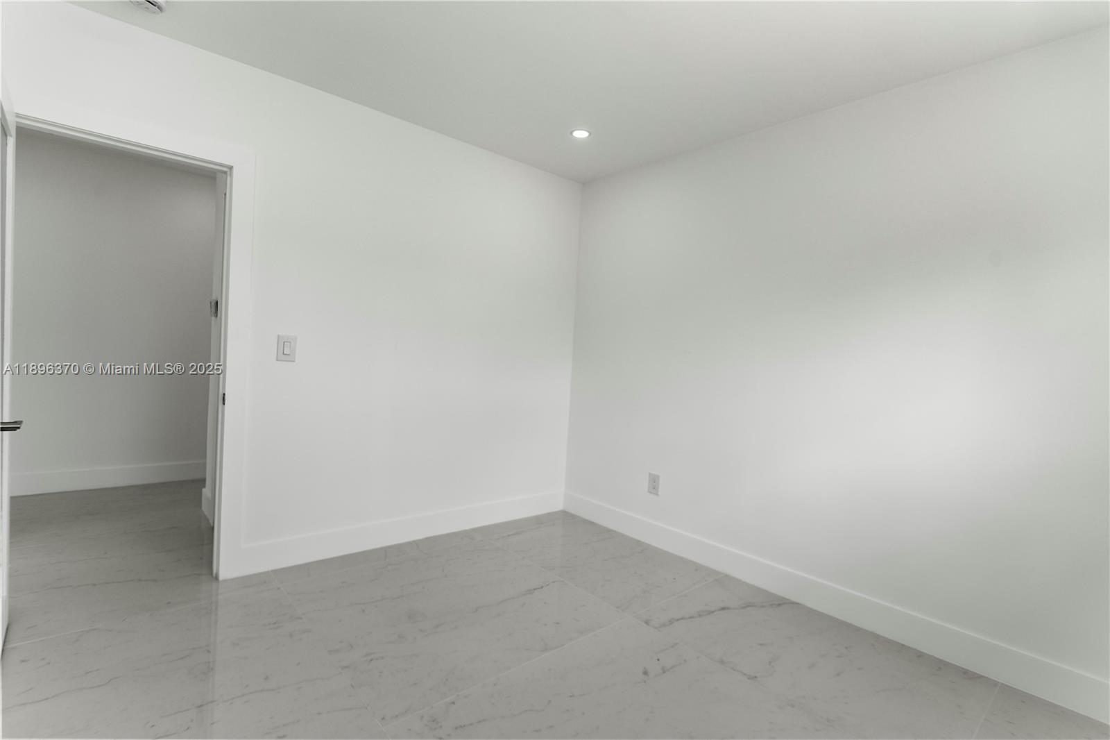 NORWOOD 2ND ADDN - Residential