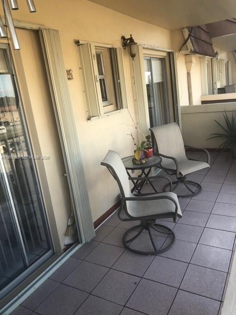 SPRING TOWERS CONDOMINIUM - Residential