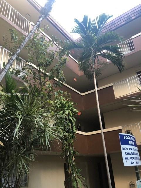 SPRING TOWERS CONDOMINIUM - Residential