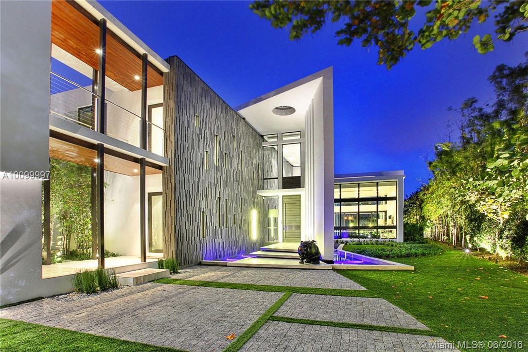 SURPRISE POINT - Residential