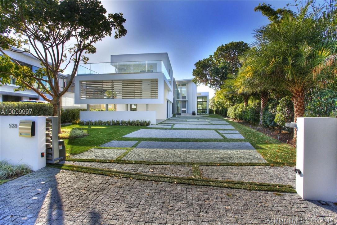 SURPRISE POINT - Residential