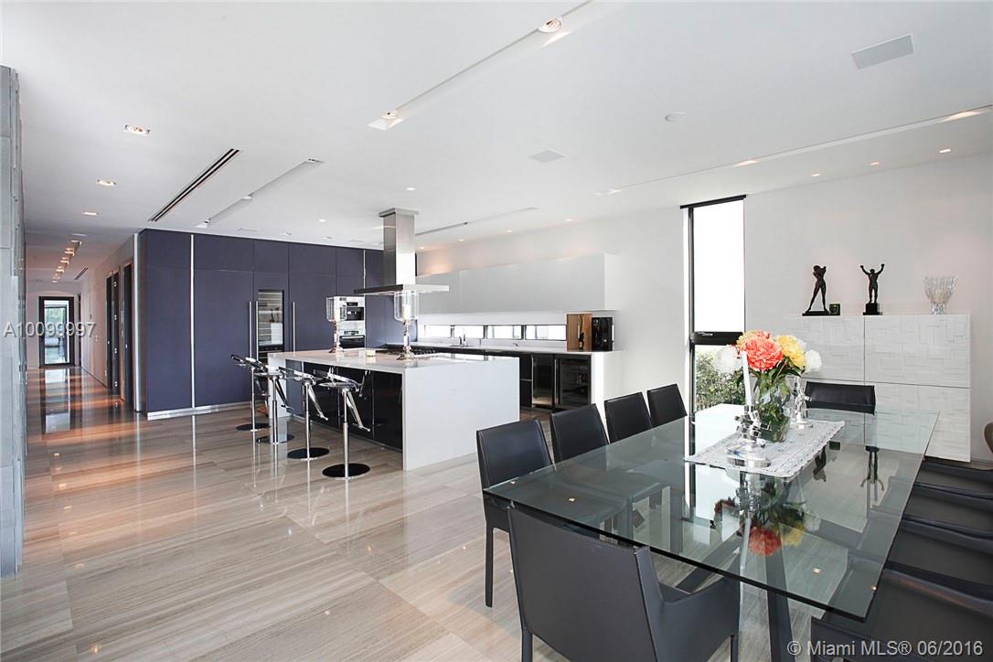 SURPRISE POINT - Residential