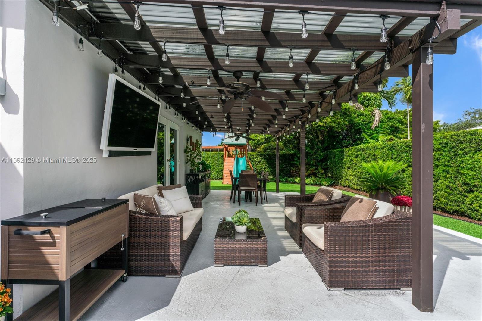 CYPRESS COVE ESTS SEC 2 - Residential