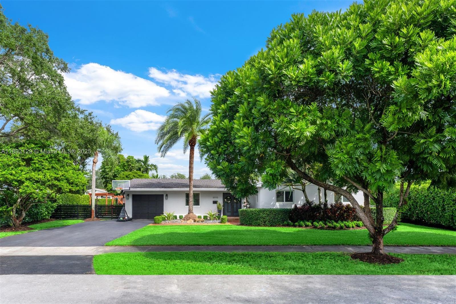 CYPRESS COVE ESTS SEC 2 - Residential