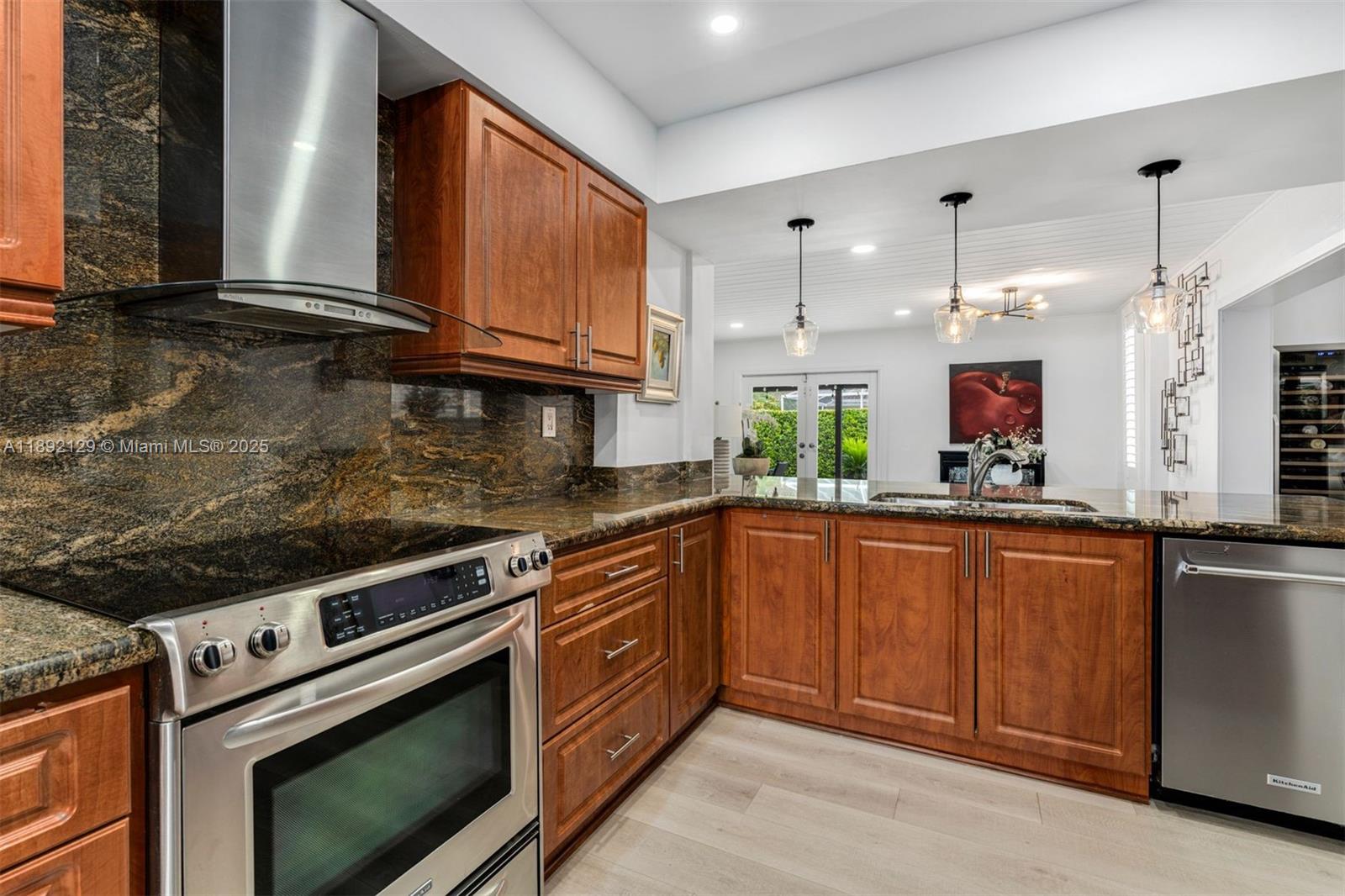 CYPRESS COVE ESTS SEC 2 - Residential