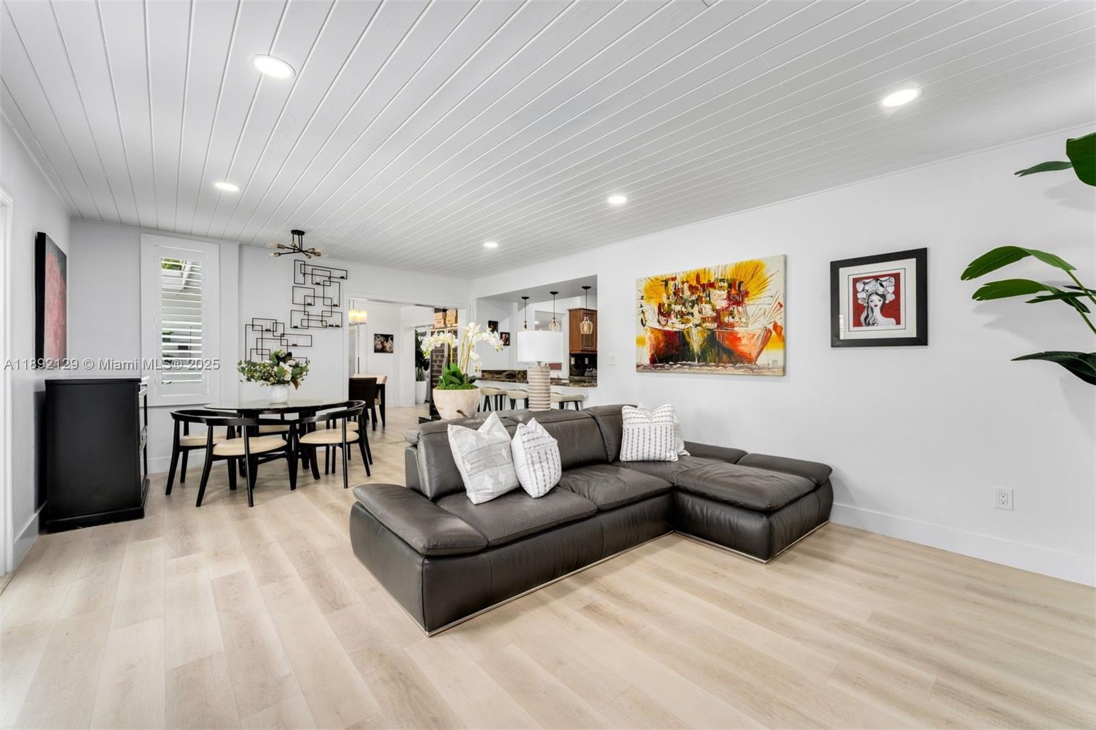 CYPRESS COVE ESTS SEC 2 - Residential