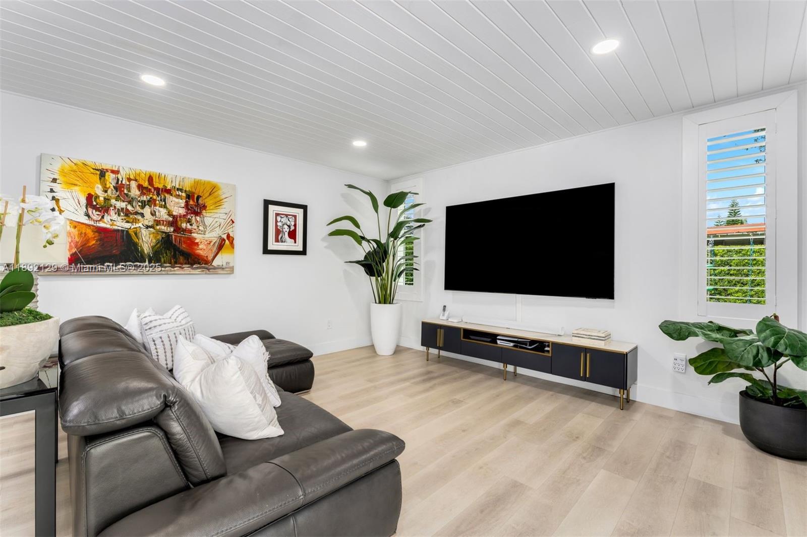 CYPRESS COVE ESTS SEC 2 - Residential