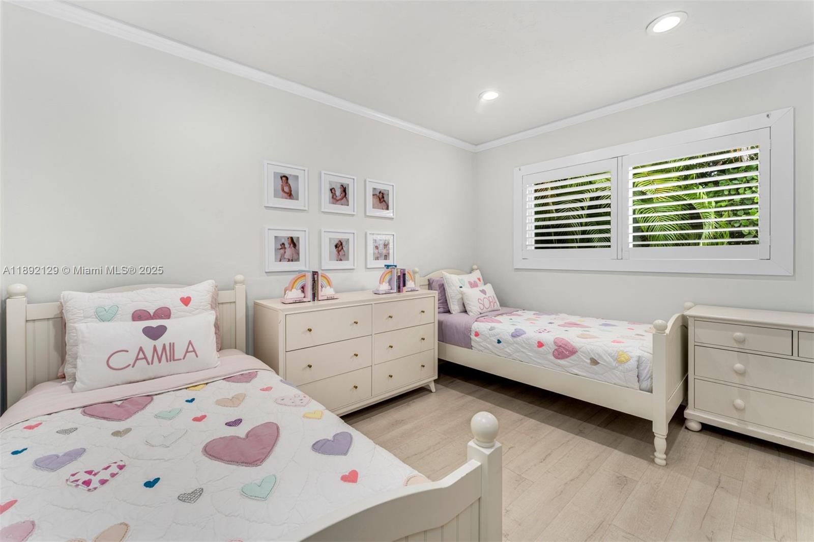 CYPRESS COVE ESTS SEC 2 - Residential