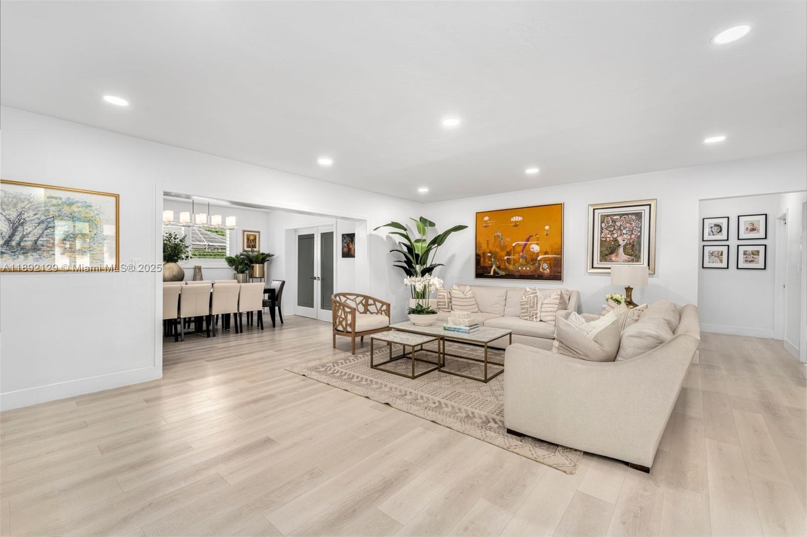 CYPRESS COVE ESTS SEC 2 - Residential