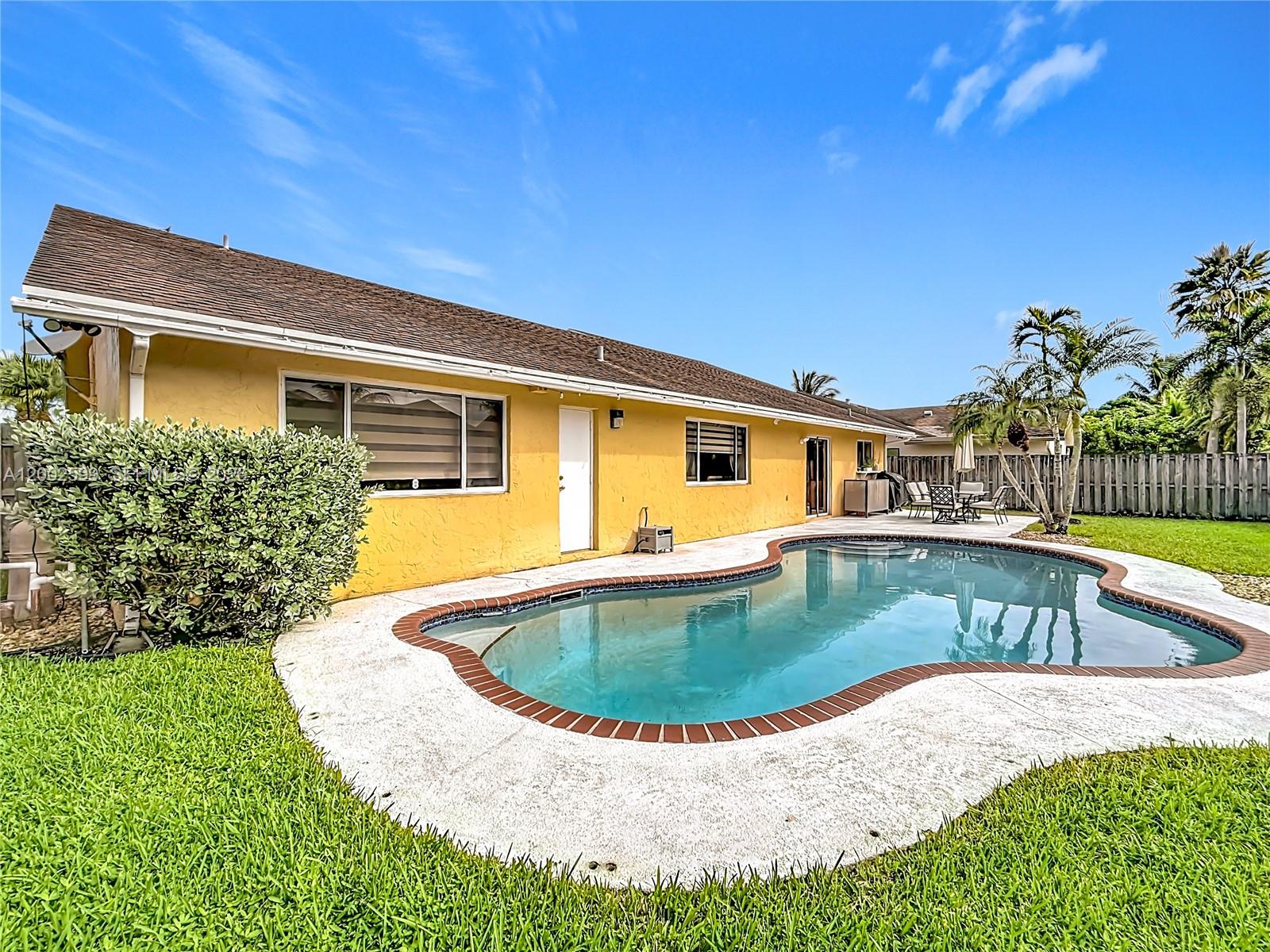 BOULEVARD WOODS WEST SEC - Residential Lease